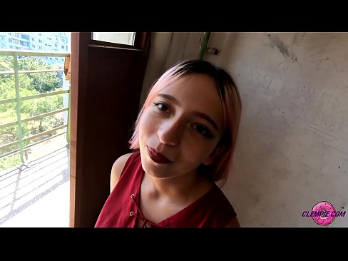 ❤️ Донишҷӯи шаҳвонӣ як бегонаро дар берун мекашад - конча дар рӯи ӯ ❤️ Порно босифат дар tg.myteporn.ru ❌️